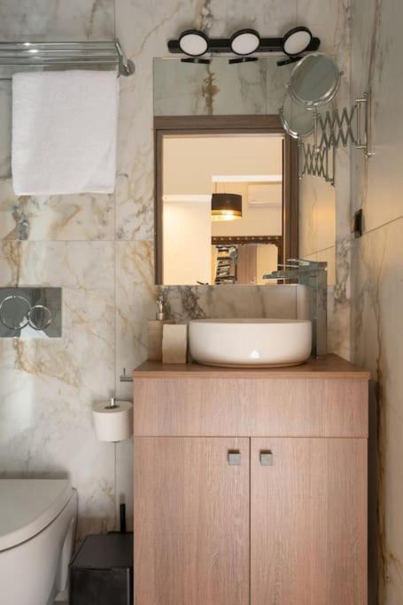 Dema Luxury Suites - Perikleous E6 Atény Exteriér fotografie
